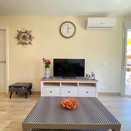 Modern 1 Bedroom Seaside Apartment With Pool Fuengirola Eksteriør billede